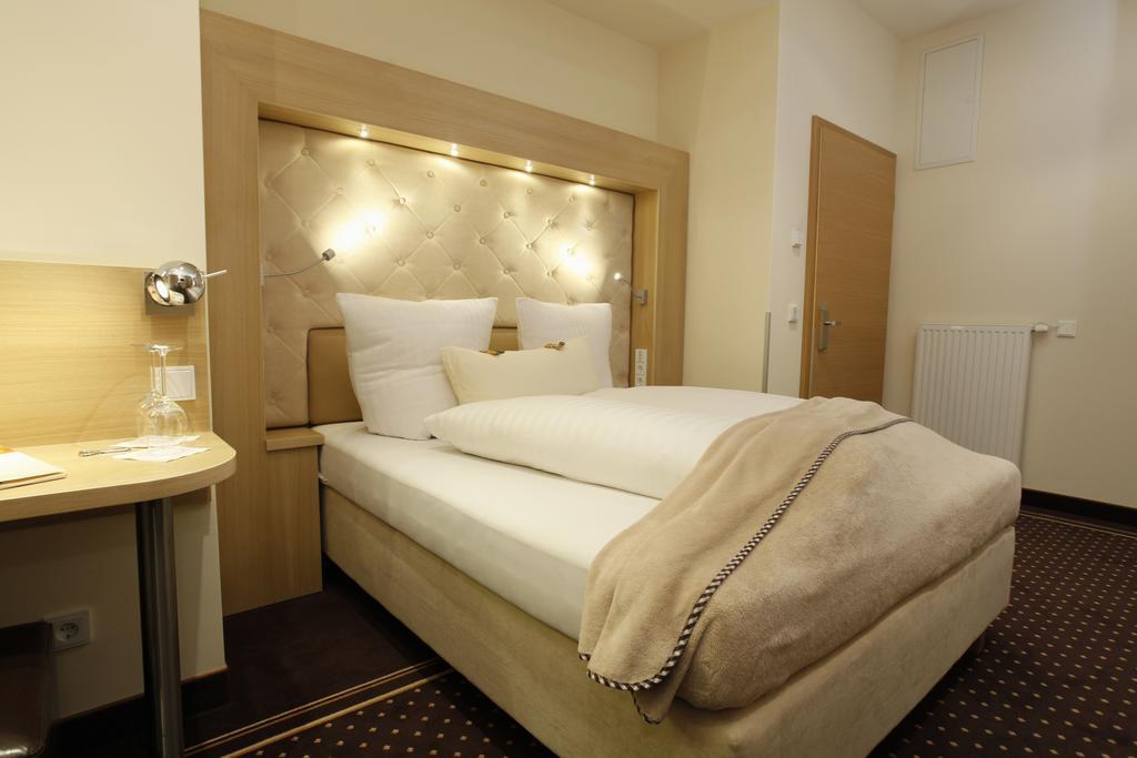 Hotel Villa Will Altwarmbuchen Номер фото