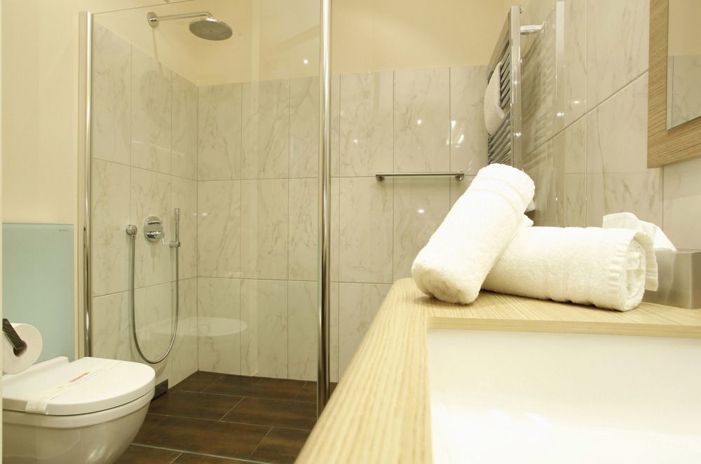 Hotel Villa Will Altwarmbuchen Екстер'єр фото